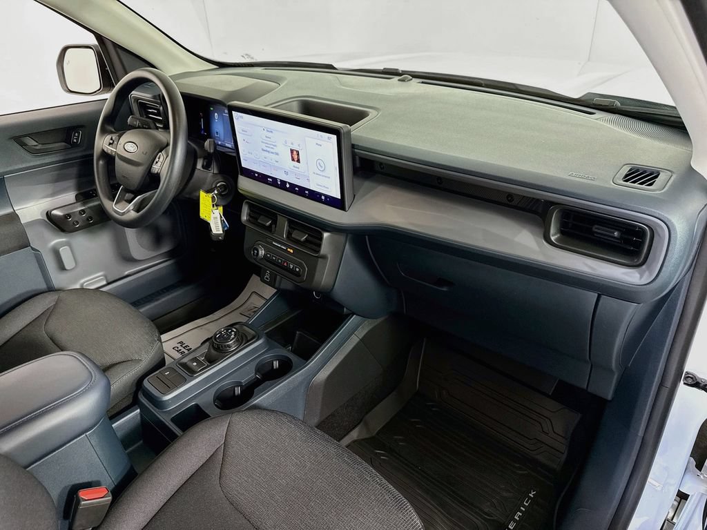 Certified 2025 Ford Maverick XL FWD image 27