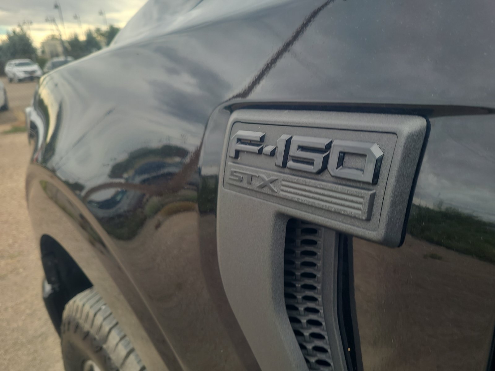 Certified 2023 Ford F150 XL w/ STX Appearance Package AWD/4WD image 23