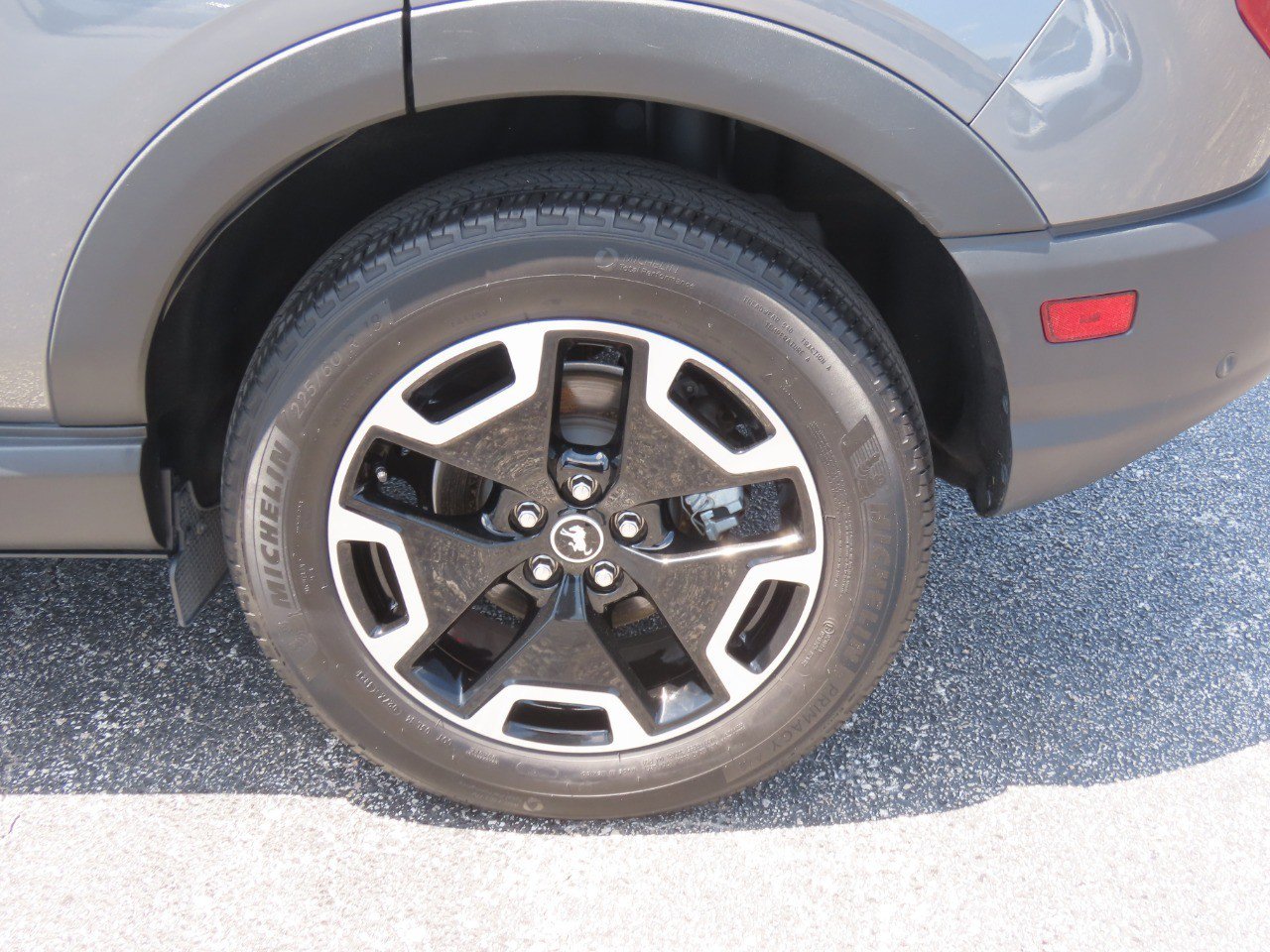 Certified 2024 Ford Bronco Sport Outer Banks w/ Tech Package AWD/4WD image 15