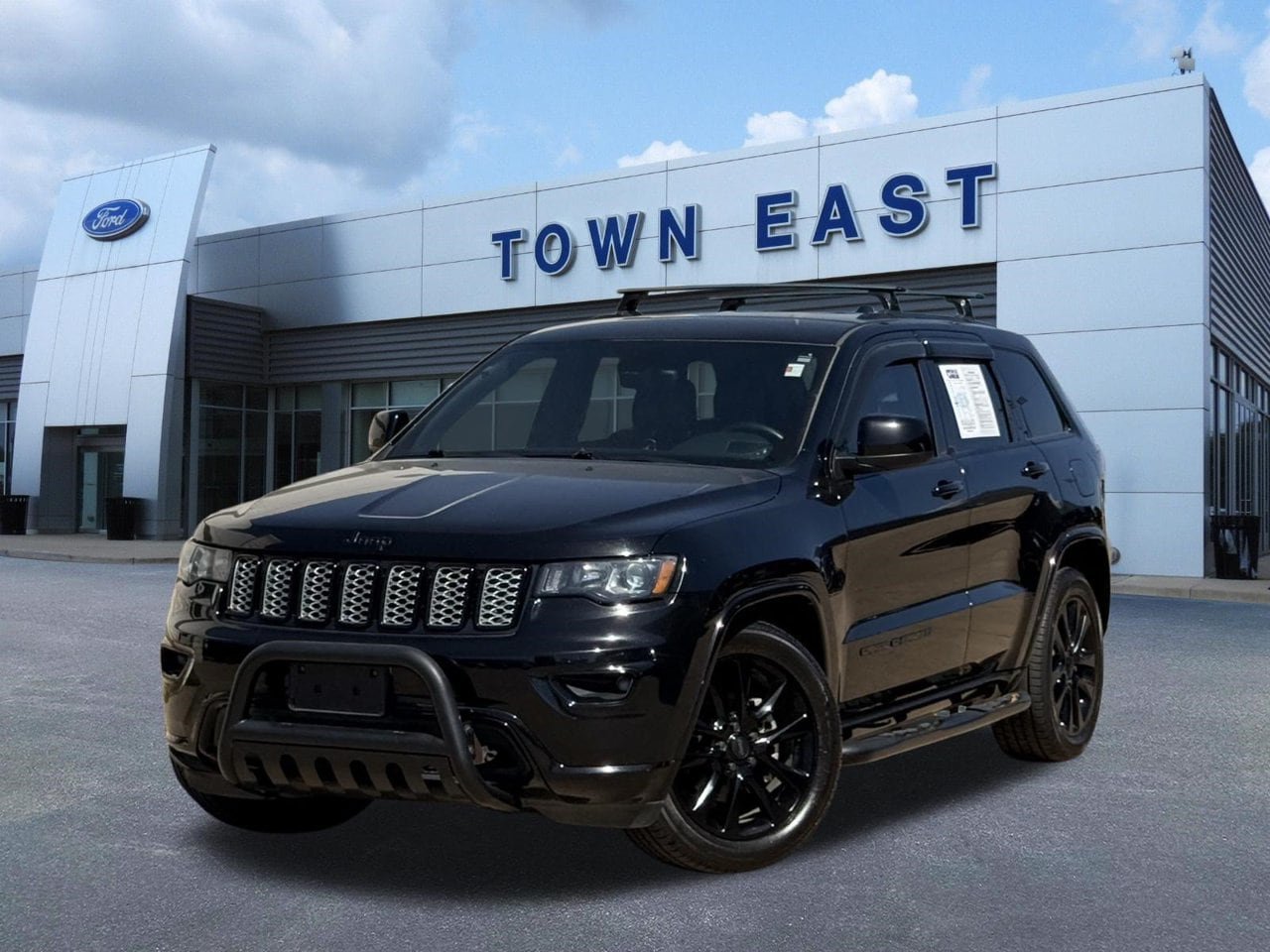 Used 2017 Jeep Grand Cherokee Altitude