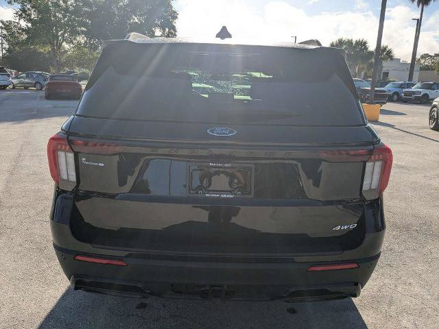 Certified 2025 Ford Explorer ST-Line AWD/4WD image 5