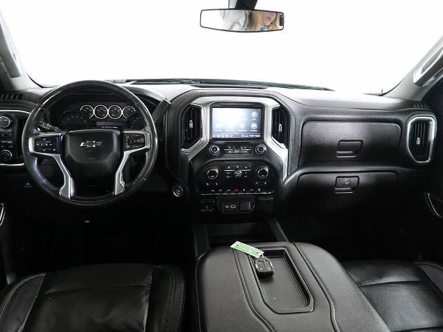 Used 2020 Chevrolet Silverado 1500 LT Trail Boss w/ Midnight Edition AWD/4WD image 2
