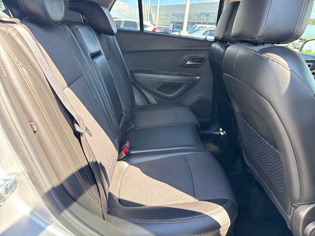 Used 2019 Chevrolet Trax LT w/ LT Convenience Package AWD/4WD image 9