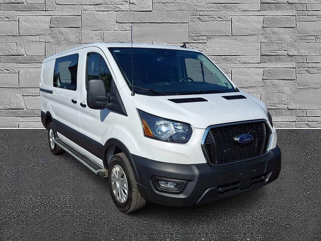 Certified 2025 Ford Transit 250 Low Roof w/ Exterior Upgrade Package RWD image 2