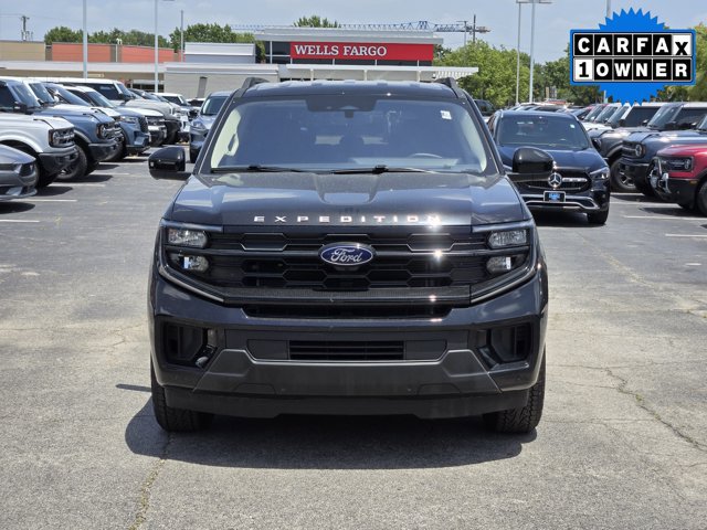 Certified 2025 Ford Expedition Active RWD image 2