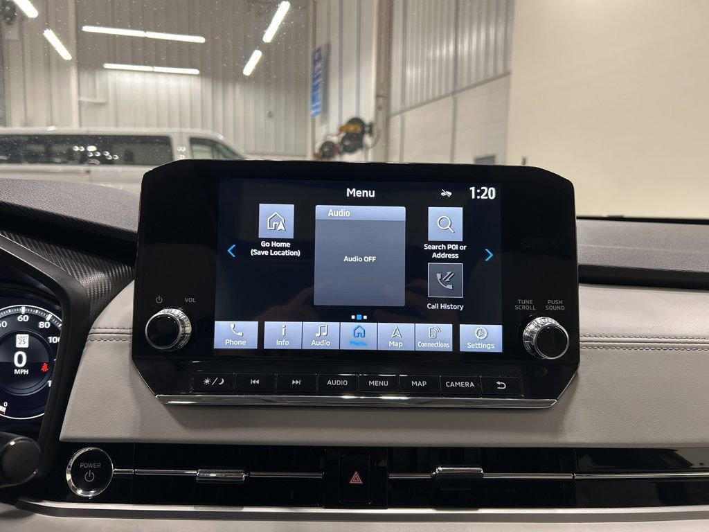 Used 2023 Mitsubishi Outlander 4WD Plug-In Hybrid image 18