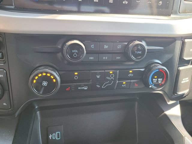 Certified 2023 Ford F250 XLT w/ XLT Premium Package AWD/4WD image 23