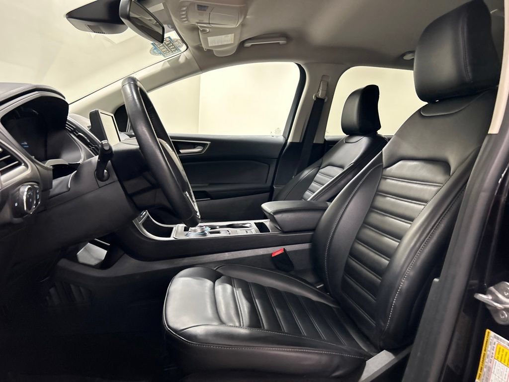 Certified 2024 Ford Edge SEL w/ Convenience Package AWD/4WD image 11