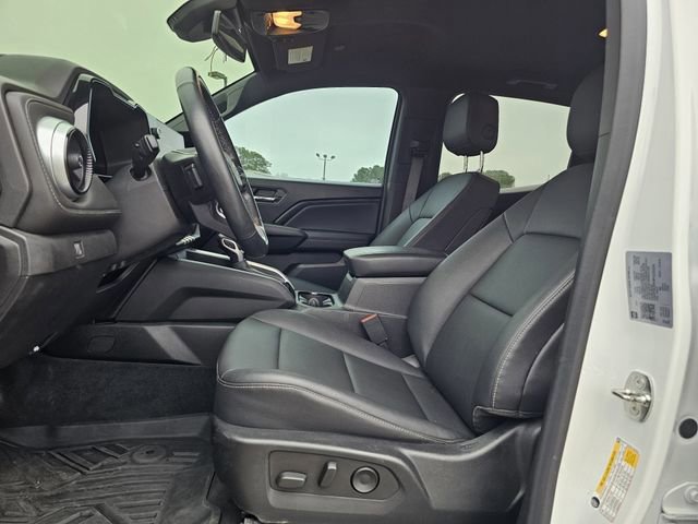 Used 2023 Chevrolet Colorado LT w/ LT Convenience Package III image 13