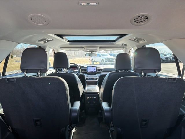 Certified 2022 Ford Explorer XLT w/ Equipment Group 202A image 17