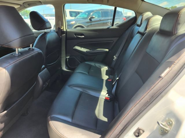 Used 2021 Nissan Altima 2.0 SR FWD image 16