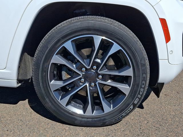 Used 2022 Jeep Grand Cherokee Overland AWD/4WD image 8