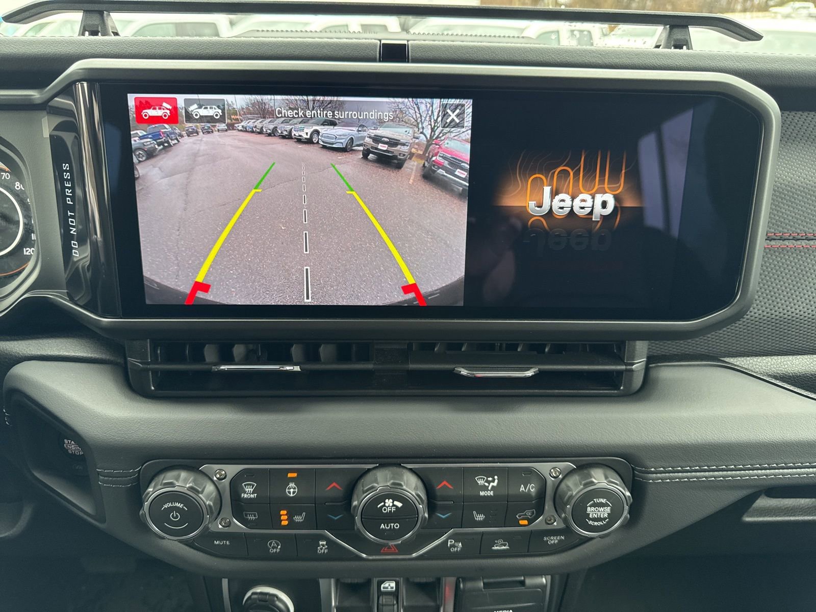 Used 2026 Jeep Wrangler Rubicon image 22