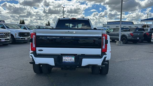 Certified 2025 Ford F450 Platinum w/ FX4 Off-Road Package image 4