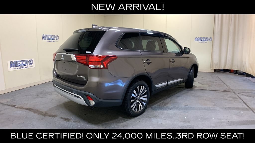 Used 2019 Mitsubishi Outlander SE AWD/4WD image 3