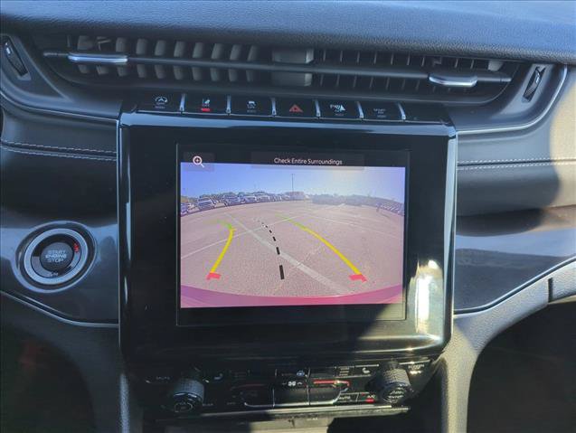 Used 2022 Jeep Grand Cherokee Altitude AWD/4WD image 14