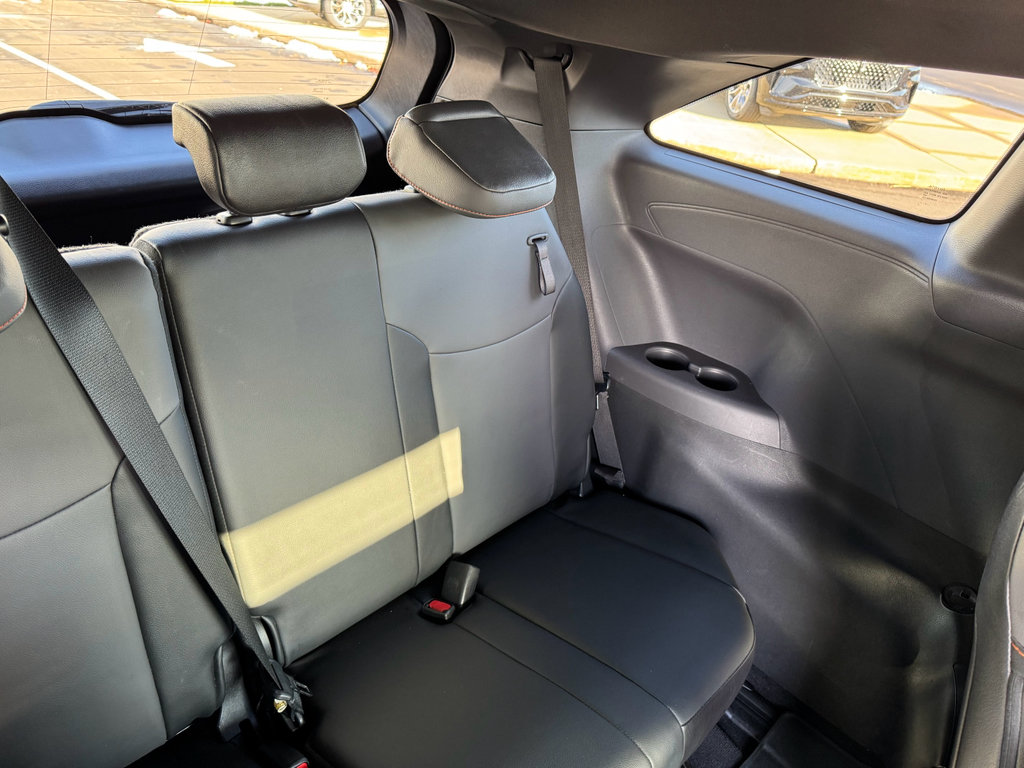 Used 2021 Toyota Sienna XSE image 17