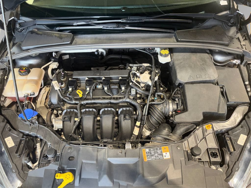 Certified 2018 Ford Focus SEL FWD image 15