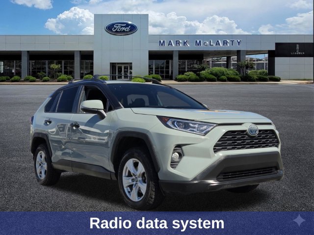 Used 2020 Toyota RAV4 XLE w/ Convenience Package AWD/4WD image 8
