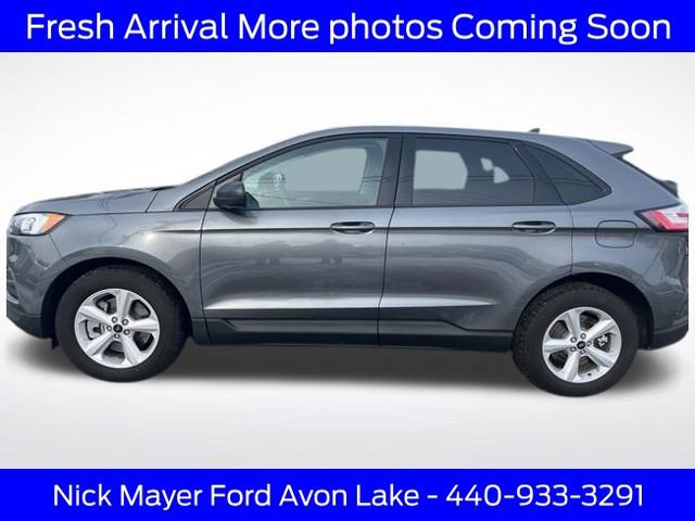 Certified 2024 Ford Edge SE image 3
