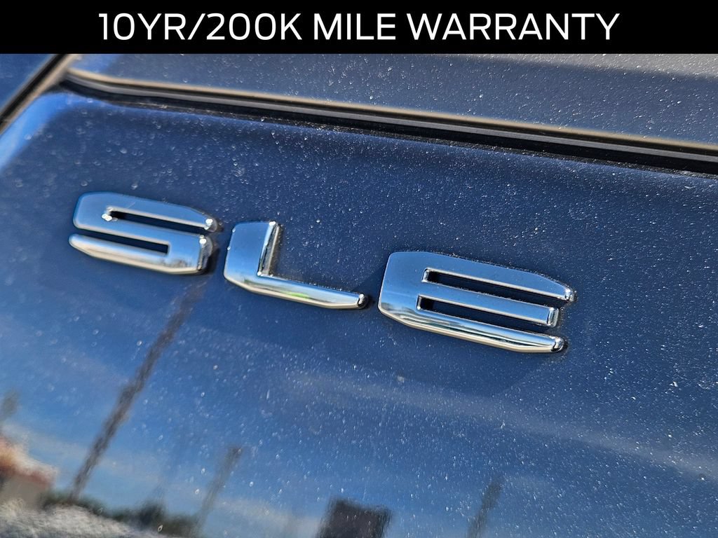 Used 2023 GMC Terrain SLE w/ Driver Convenience Package FWD image 6