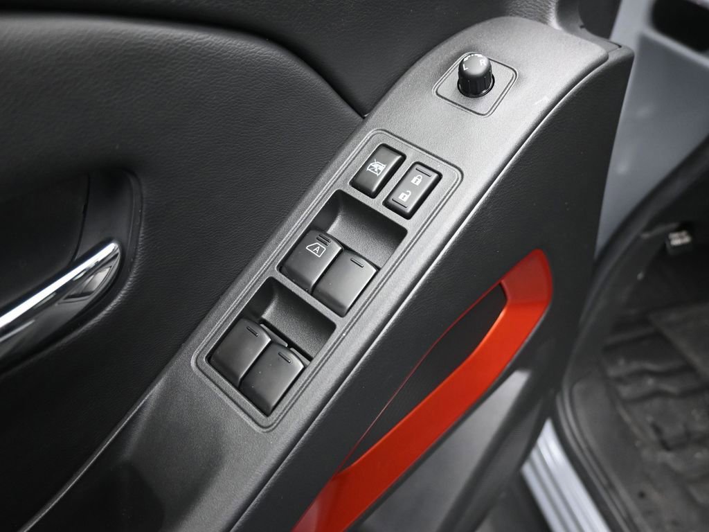 Used 2025 Nissan Frontier PRO-4X image 22