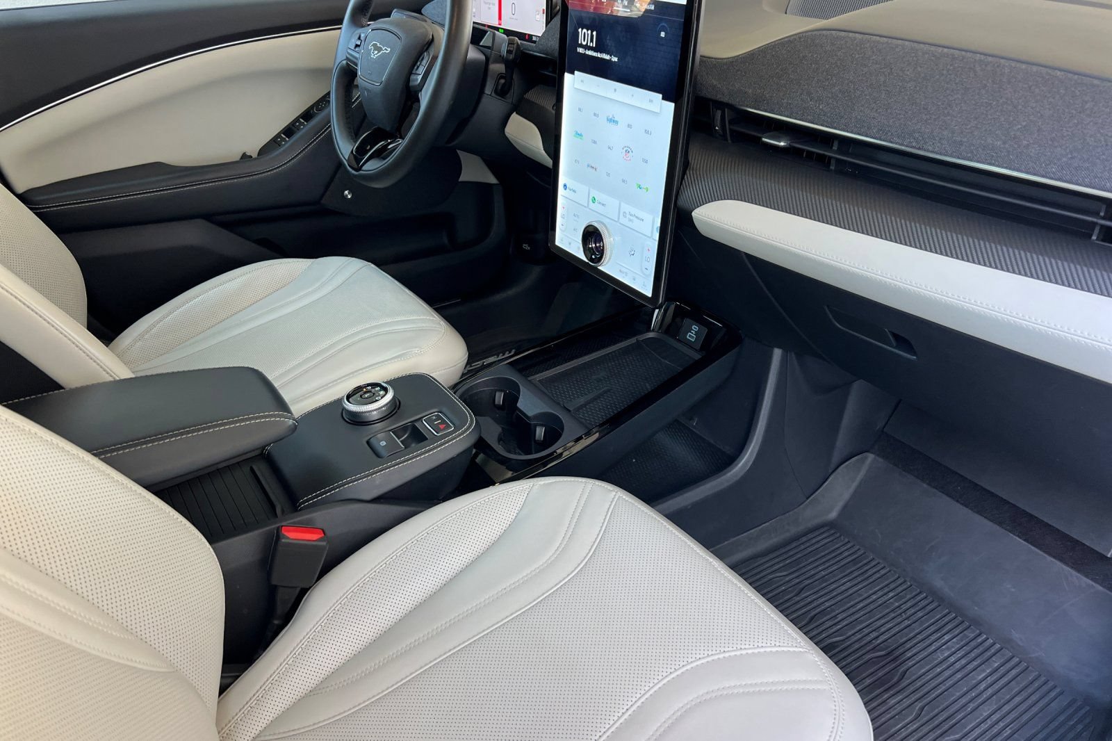 Certified 2023 Ford Mustang Mach-E Premium RWD image 16