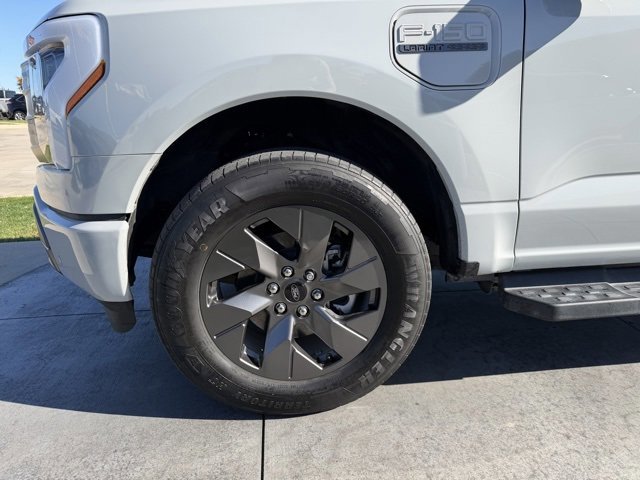 Certified 2023 Ford F150 Lightning Lariat image 6
