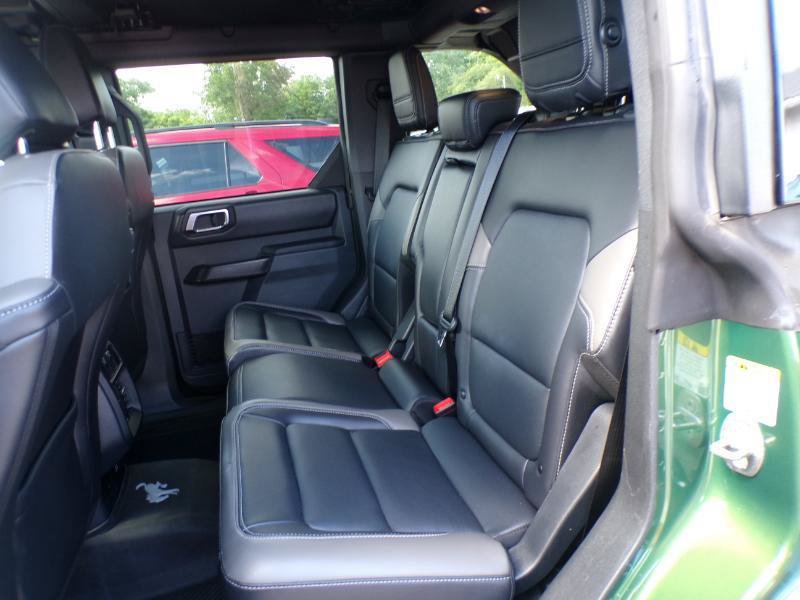 Certified 2025 Ford Bronco Outer Banks w/ Sasquatch Package AWD/4WD image 8