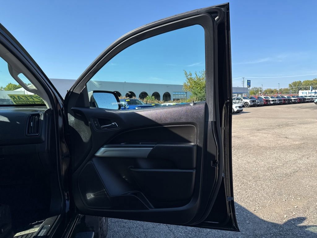 Used 2020 Chevrolet Colorado ZR2 image 15