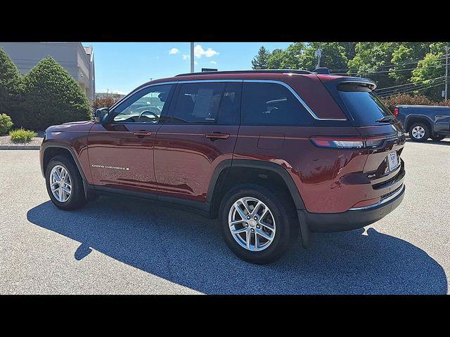 Used 2025 Jeep Grand Cherokee Laredo X w/ Luxury Tech Group I AWD/4WD image 6