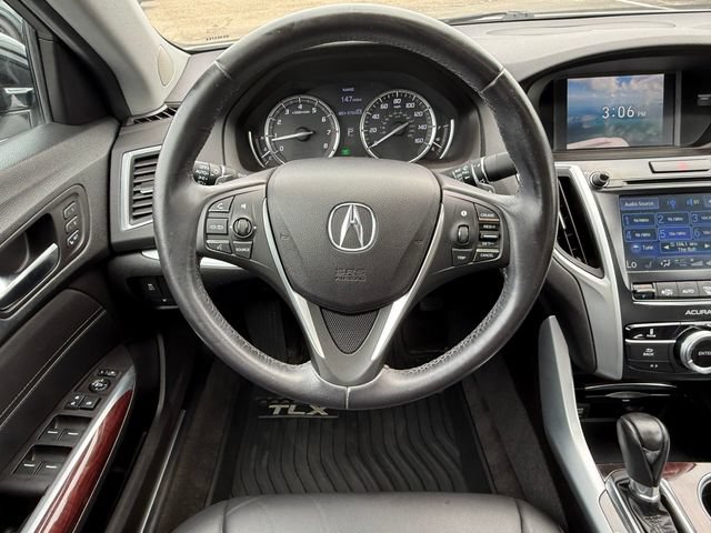 Used 2017 Acura TLX FWD image 28