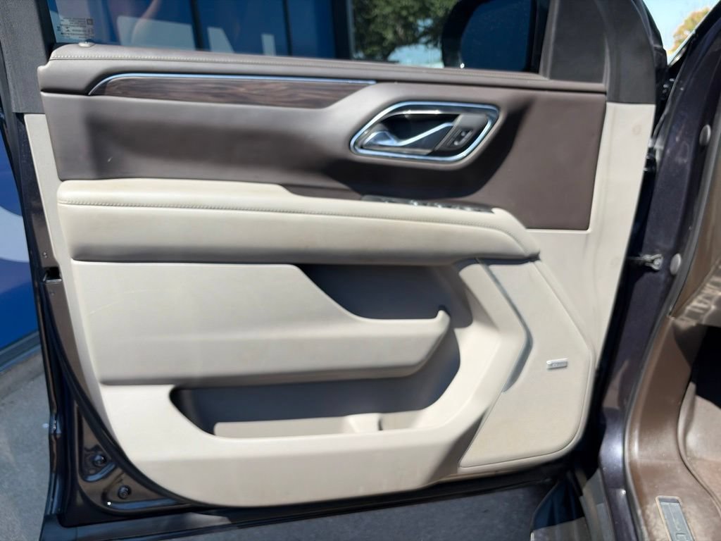Used 2023 Chevrolet Tahoe LT AWD/4WD image 23