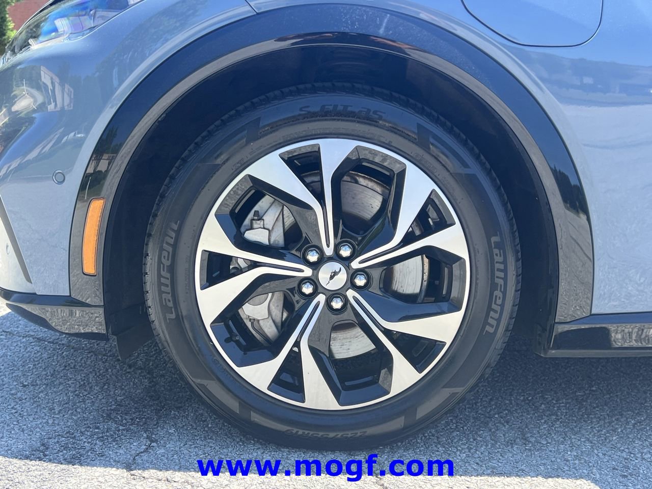 Certified 2023 Ford Mustang Mach-E Premium AWD/4WD image 33