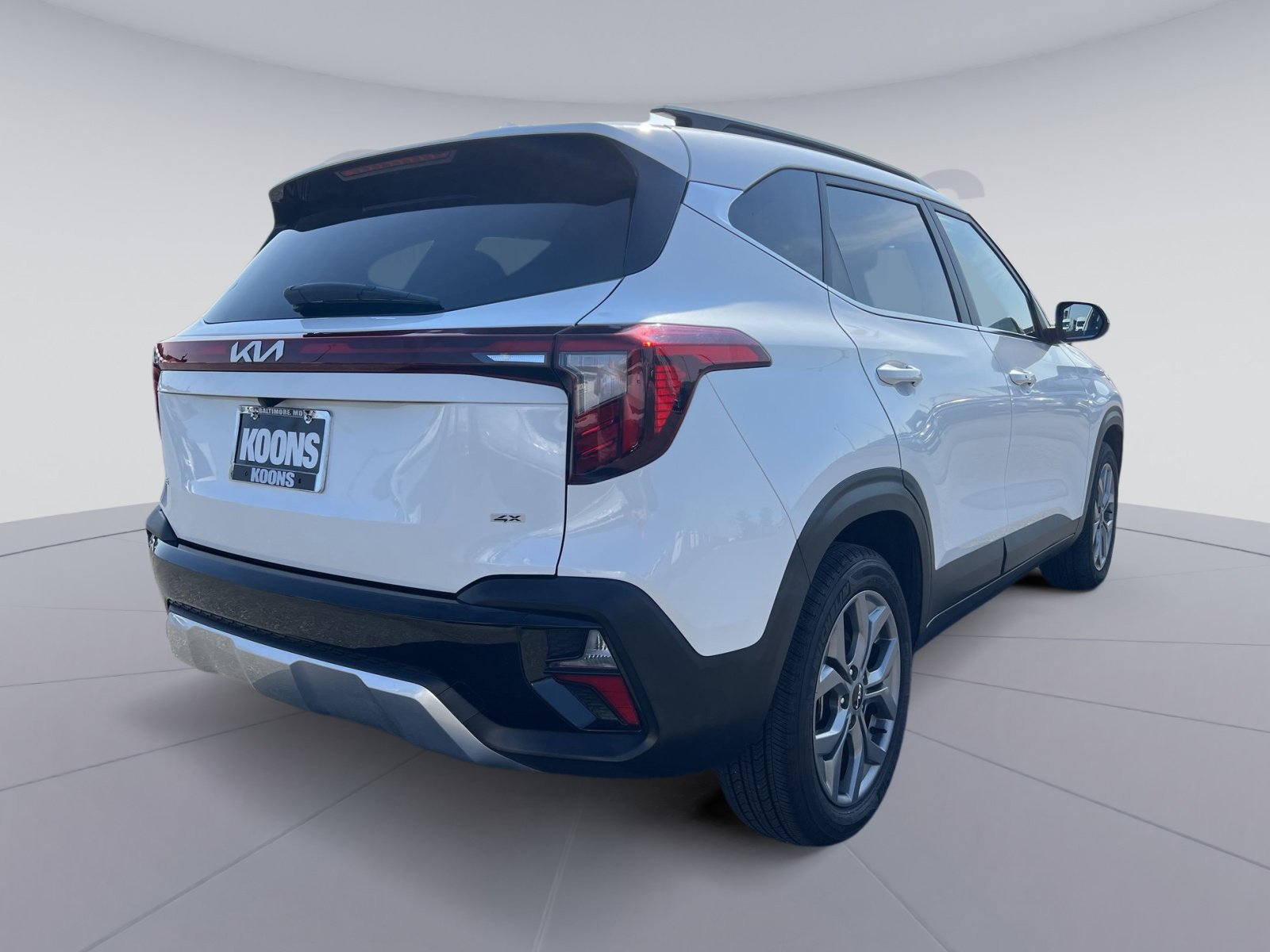 Used 2024 Kia Seltos S AWD/4WD image 7