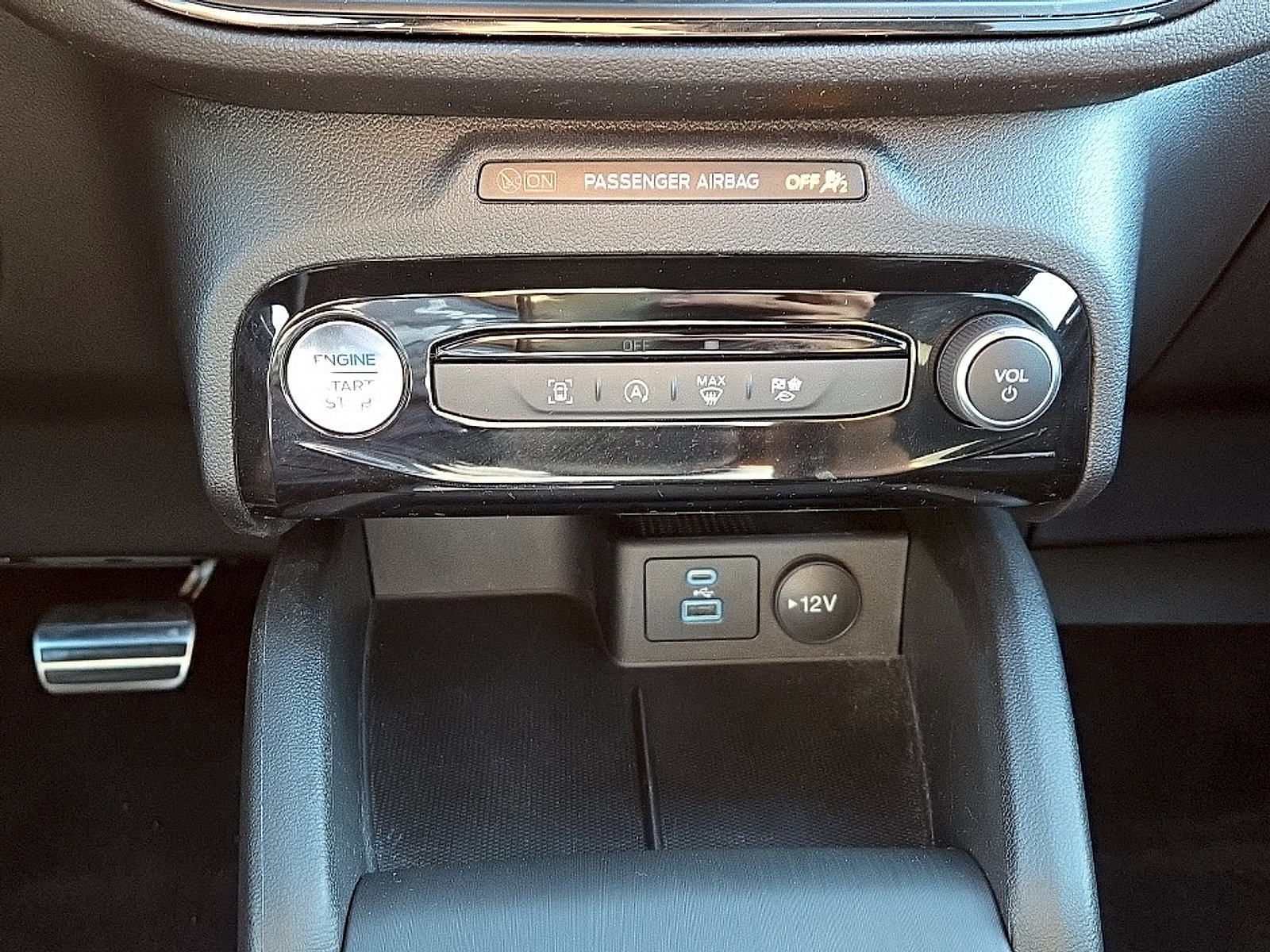 Certified 2023 Ford Escape ST-Line w/ Tech Pack #1 AWD/4WD image 19