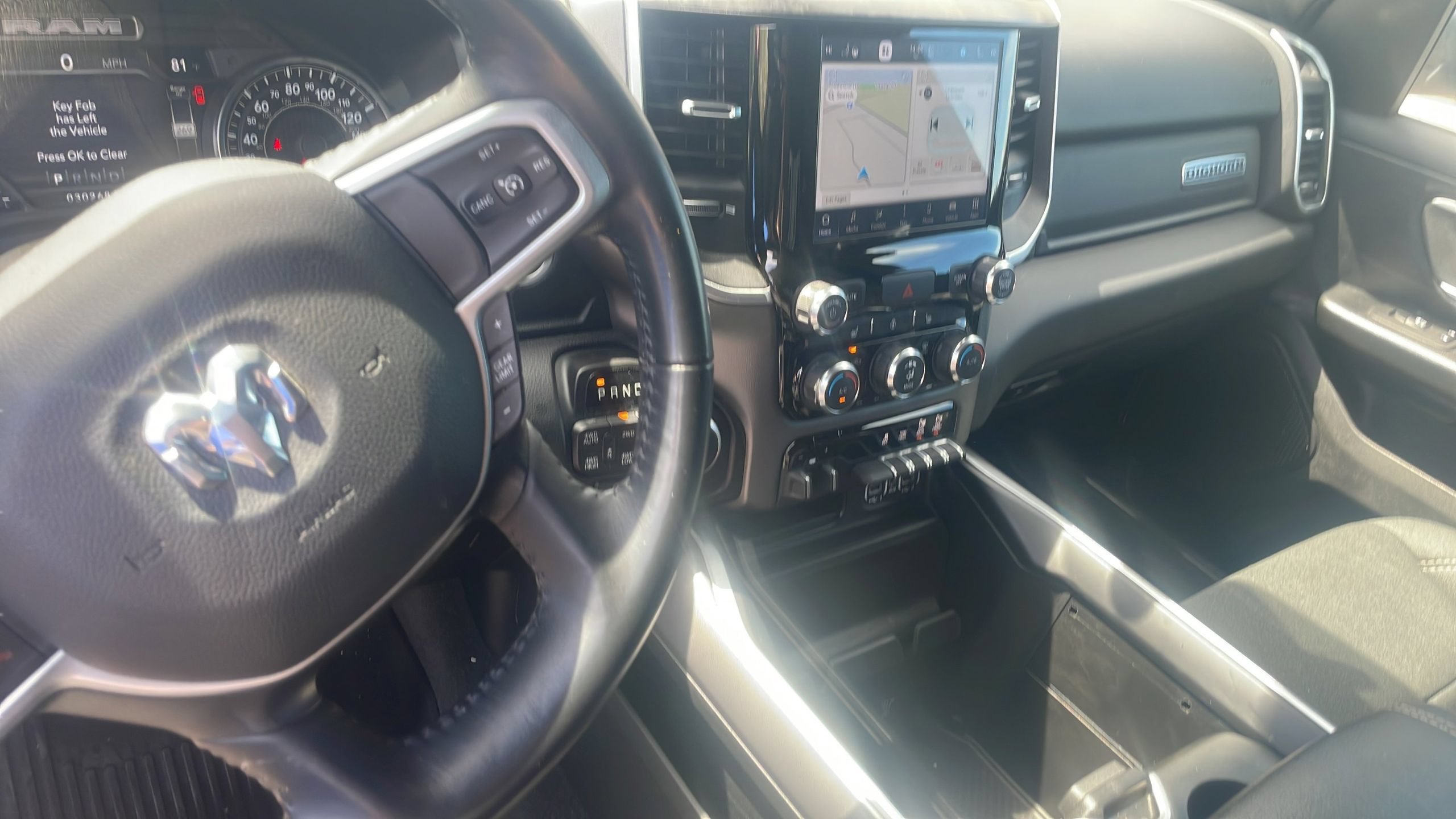Used 2022 RAM 1500 Big Horn AWD/4WD image 17