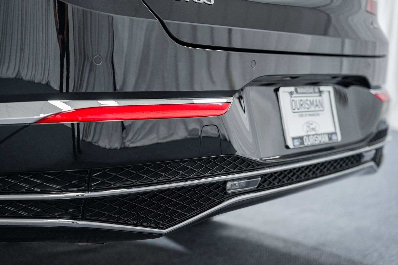 Used 2025 Genesis GV80 2.5T Prestige image 9