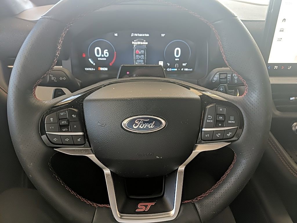Certified 2025 Ford Explorer ST AWD/4WD image 18