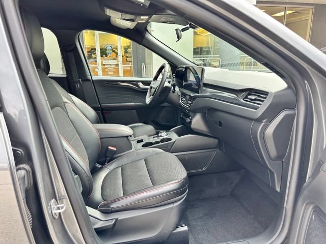 Certified 2024 Ford Escape ST-Line w/ Tech Pack #1 AWD/4WD image 48
