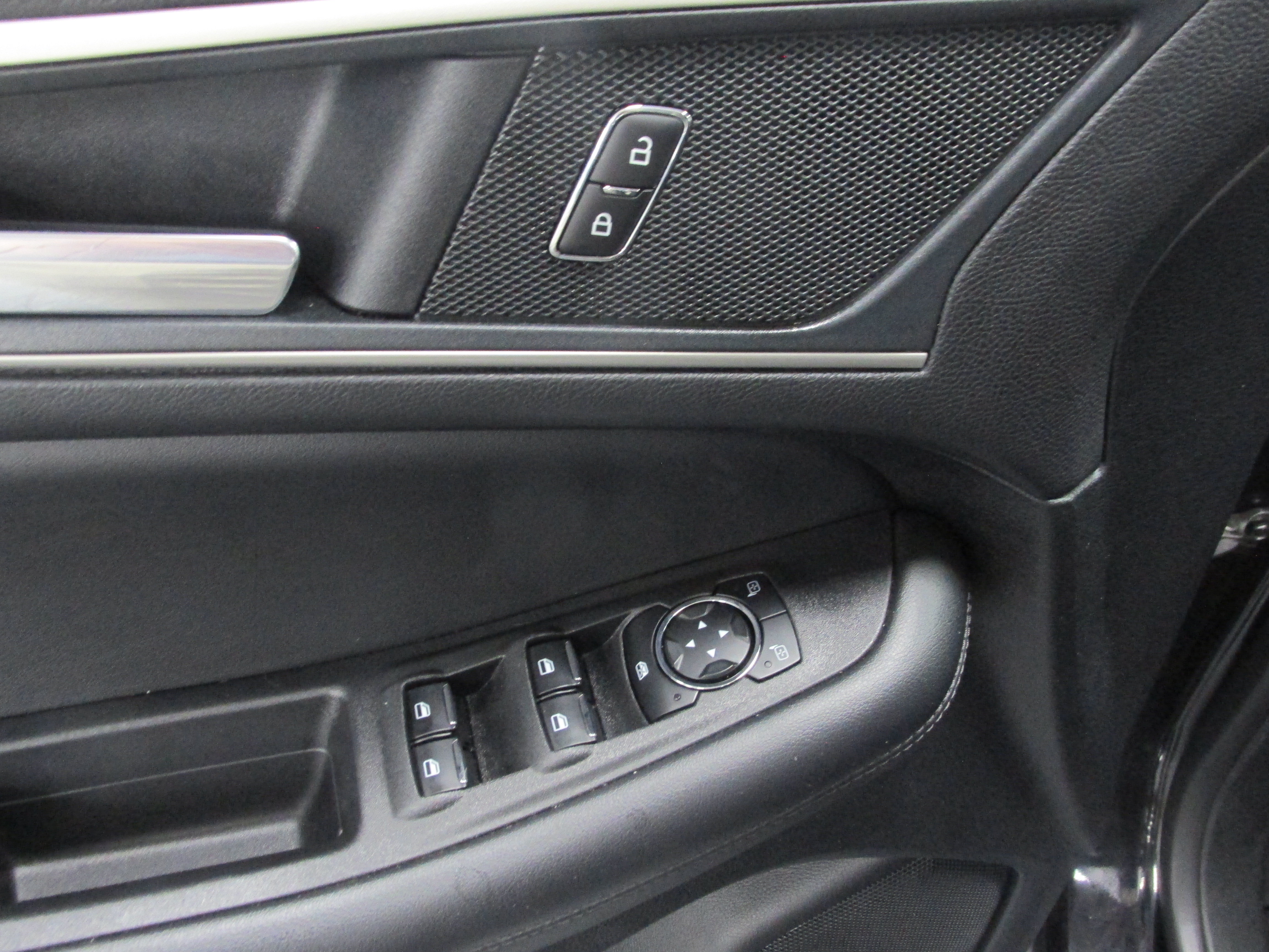 Certified 2024 Ford Edge SEL AWD/4WD image 29