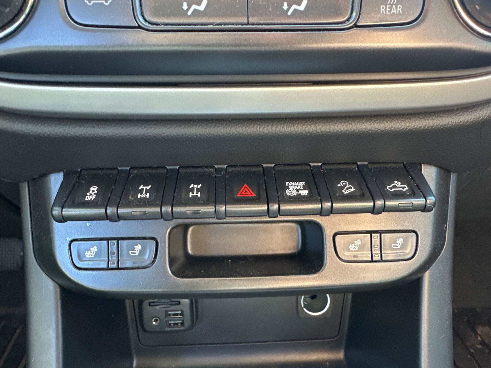 Used 2021 Chevrolet Colorado ZR2 AWD/4WD image 16