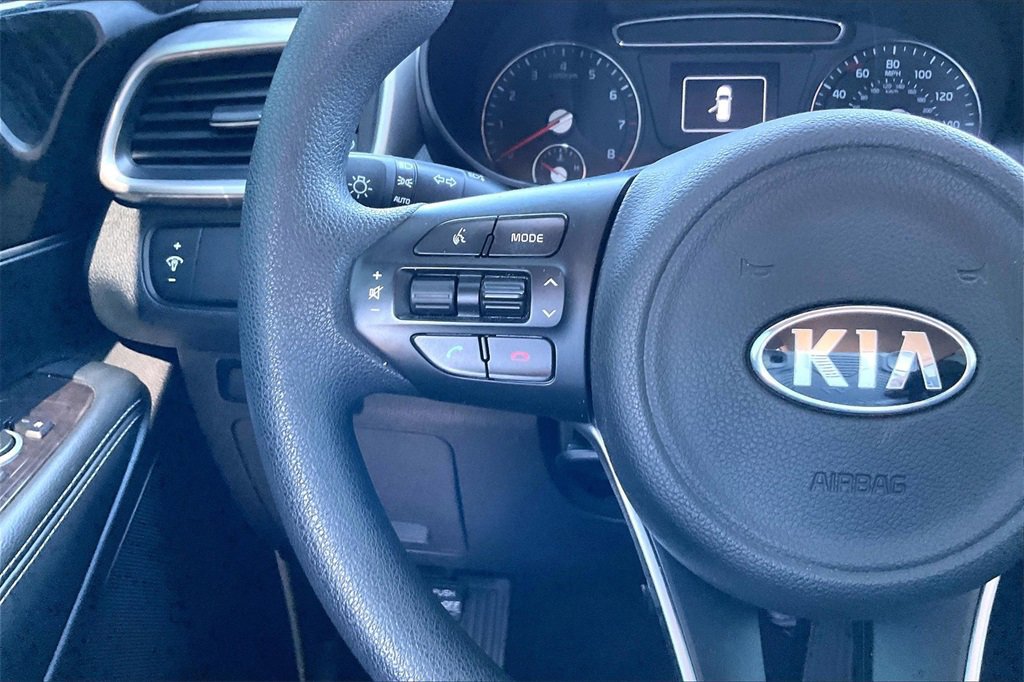 Used 2018 Kia Sorento LX image 10