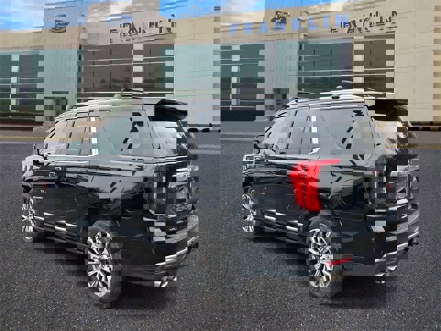 Used 2021 GMC Yukon Denali w/ Denali Premium Package image 3