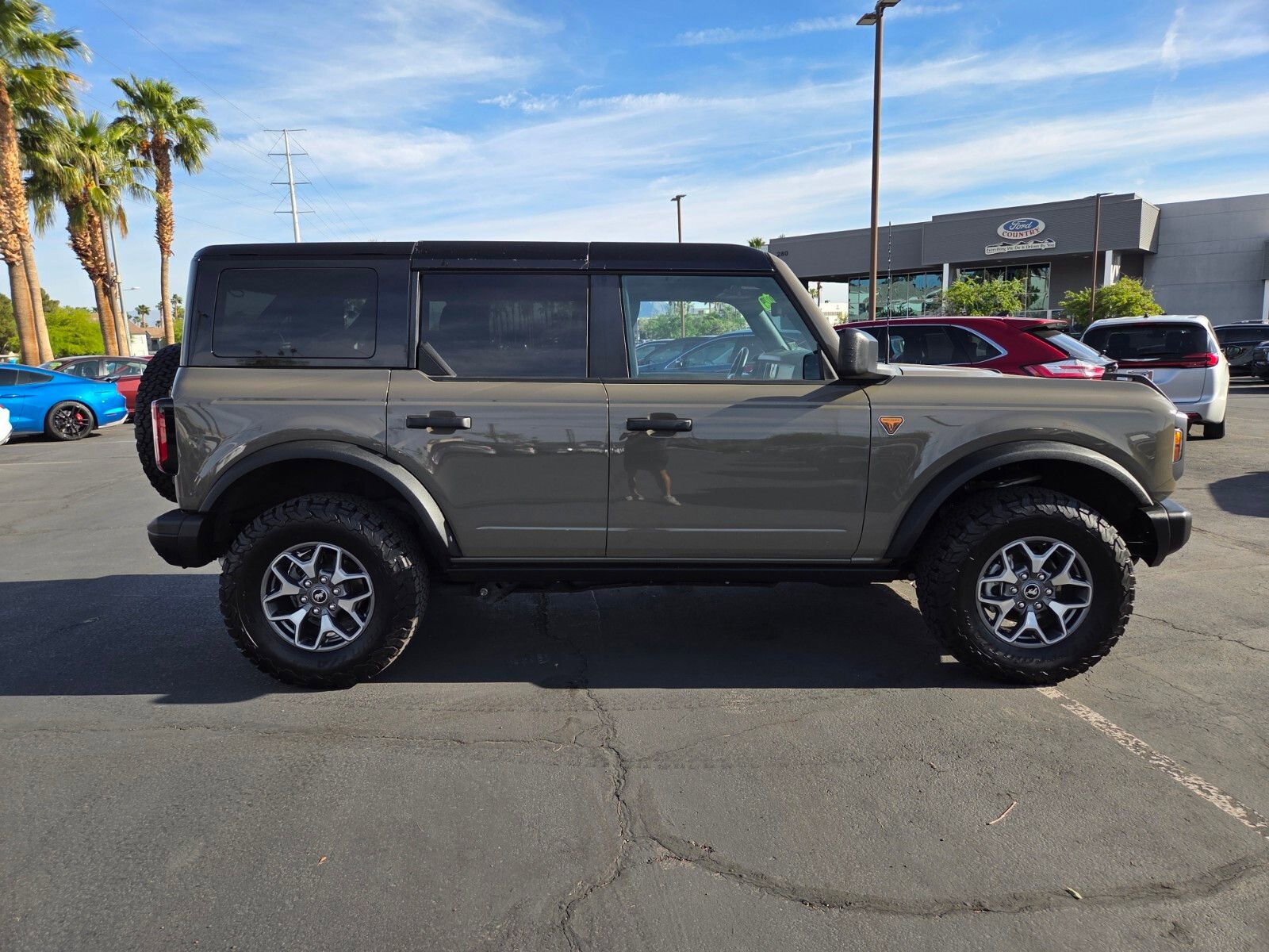 Certified 2025 Ford Bronco Badlands AWD/4WD image 7