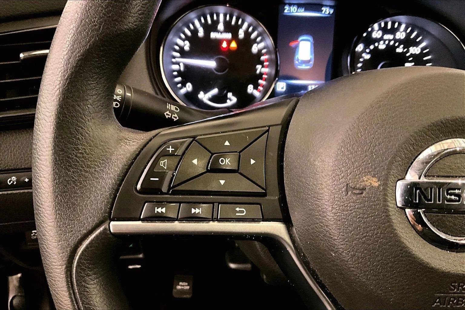 Used 2017 Nissan Rogue S image 17