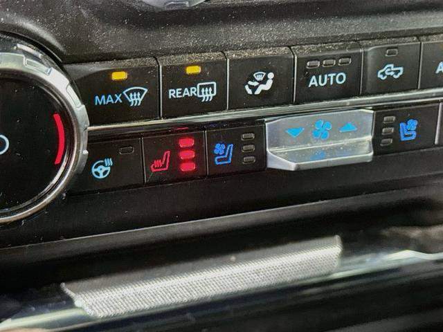 Certified 2025 Ford F350 Lariat w/ Lariat Ultimate Package AWD/4WD image 22