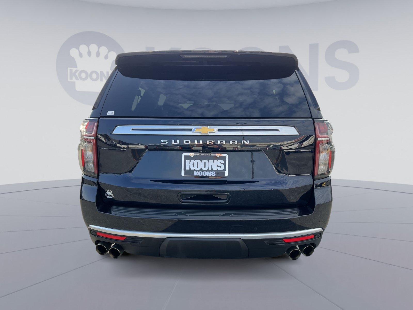 Used 2022 Chevrolet Suburban High Country w/ Max Trailering Package AWD/4WD image 5
