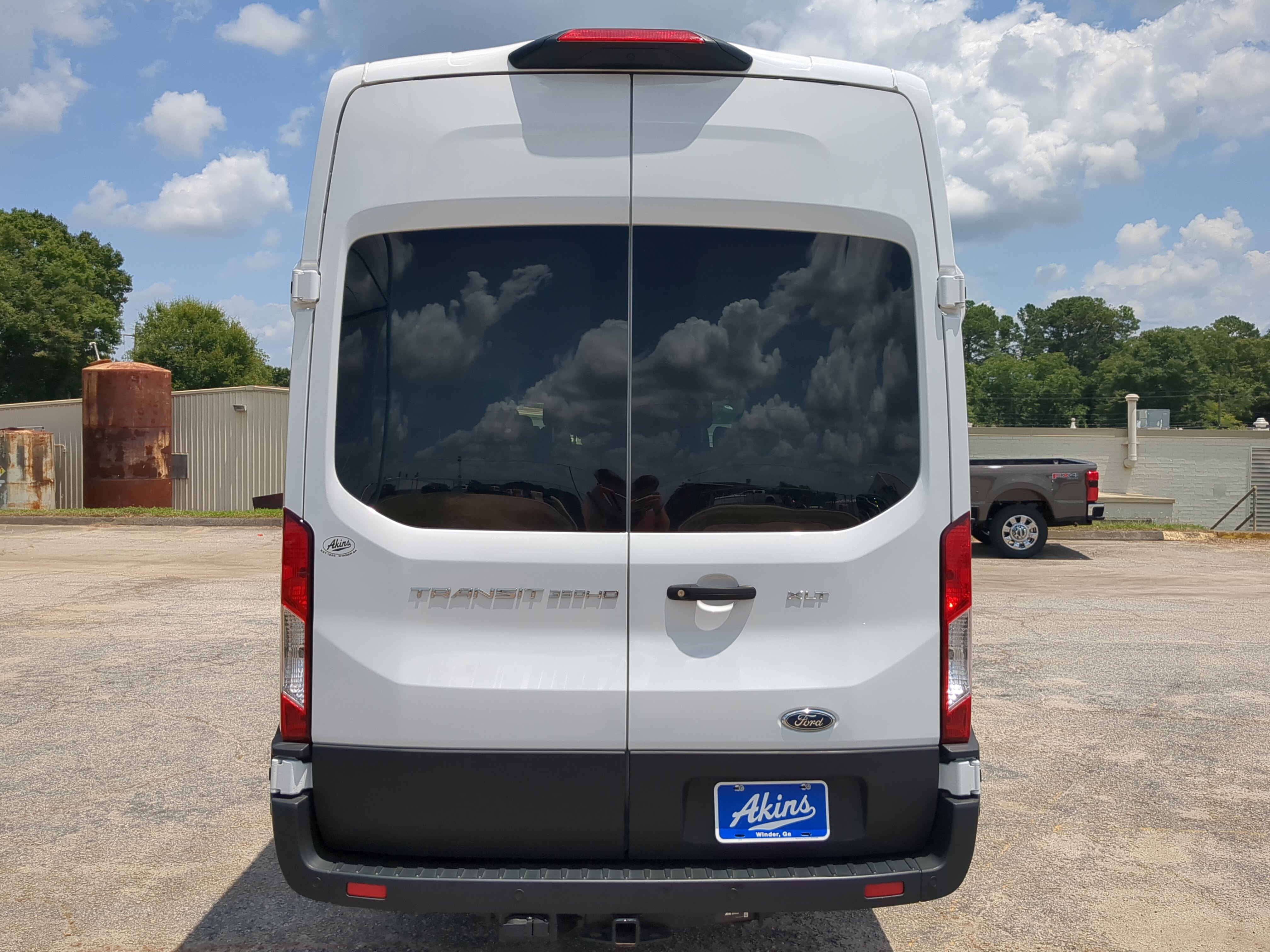 Certified 2025 Ford Transit 350 XLT RWD image 4