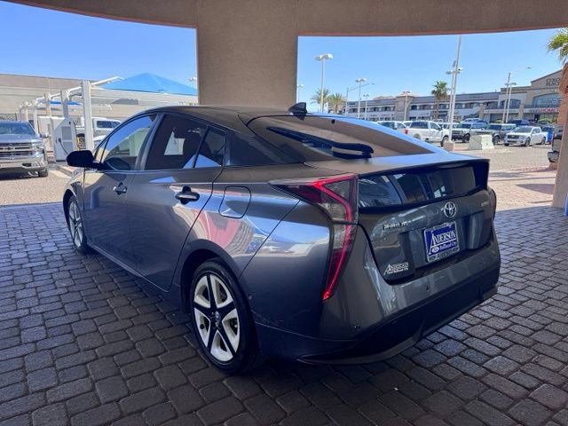 Used 2017 Toyota Prius Three Touring FWD image 3